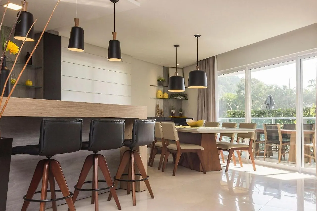 בומבינאס Varandas Do Atlantico 02-A - Apartamento De Alto Padrao Em Condominio Pe Na Areia Em Bombas.